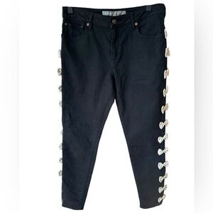 Tu es mon TRESOR Stylish Black Jeans with ribbon Side Detailing size 3 short
